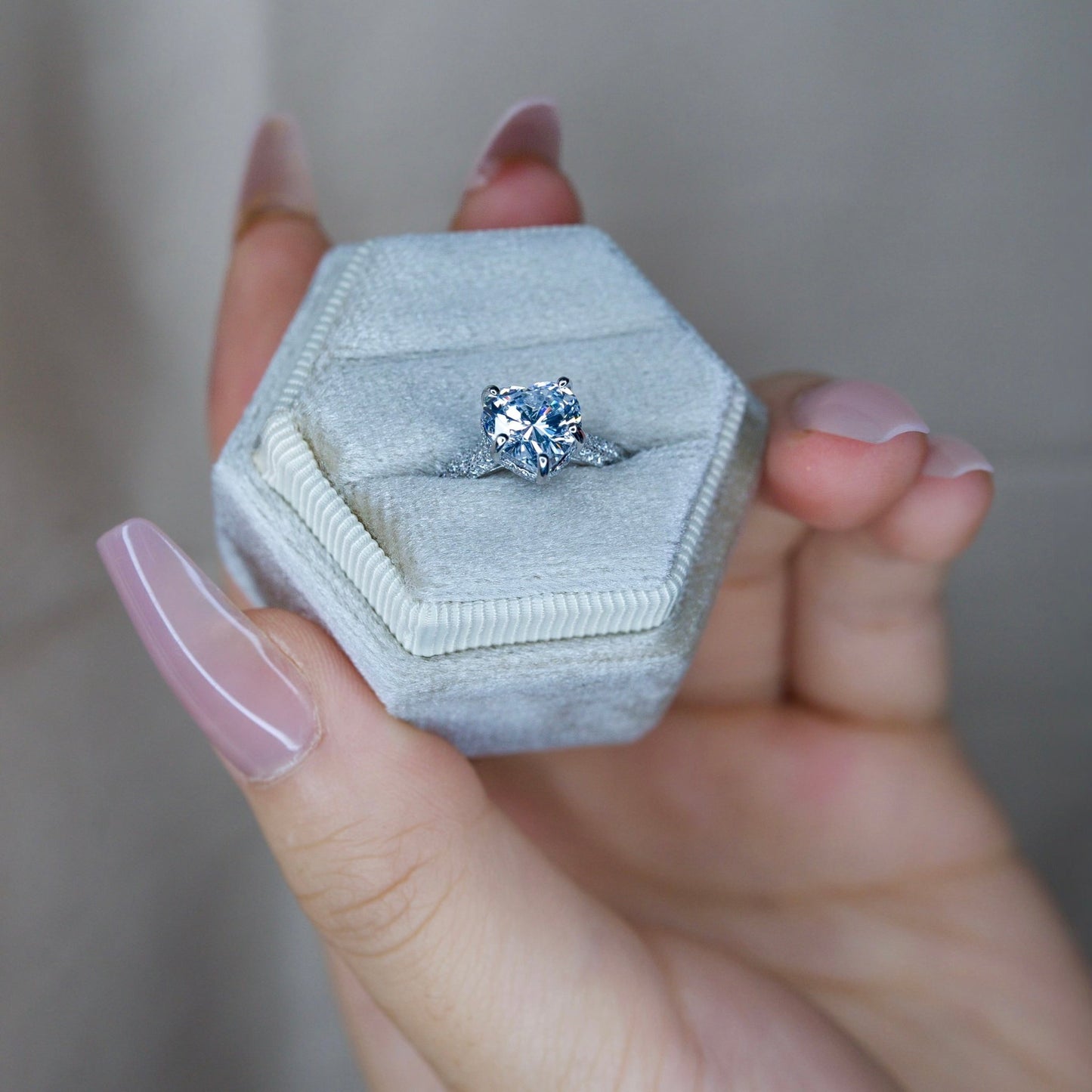 Venere Ring - DearDiamonds